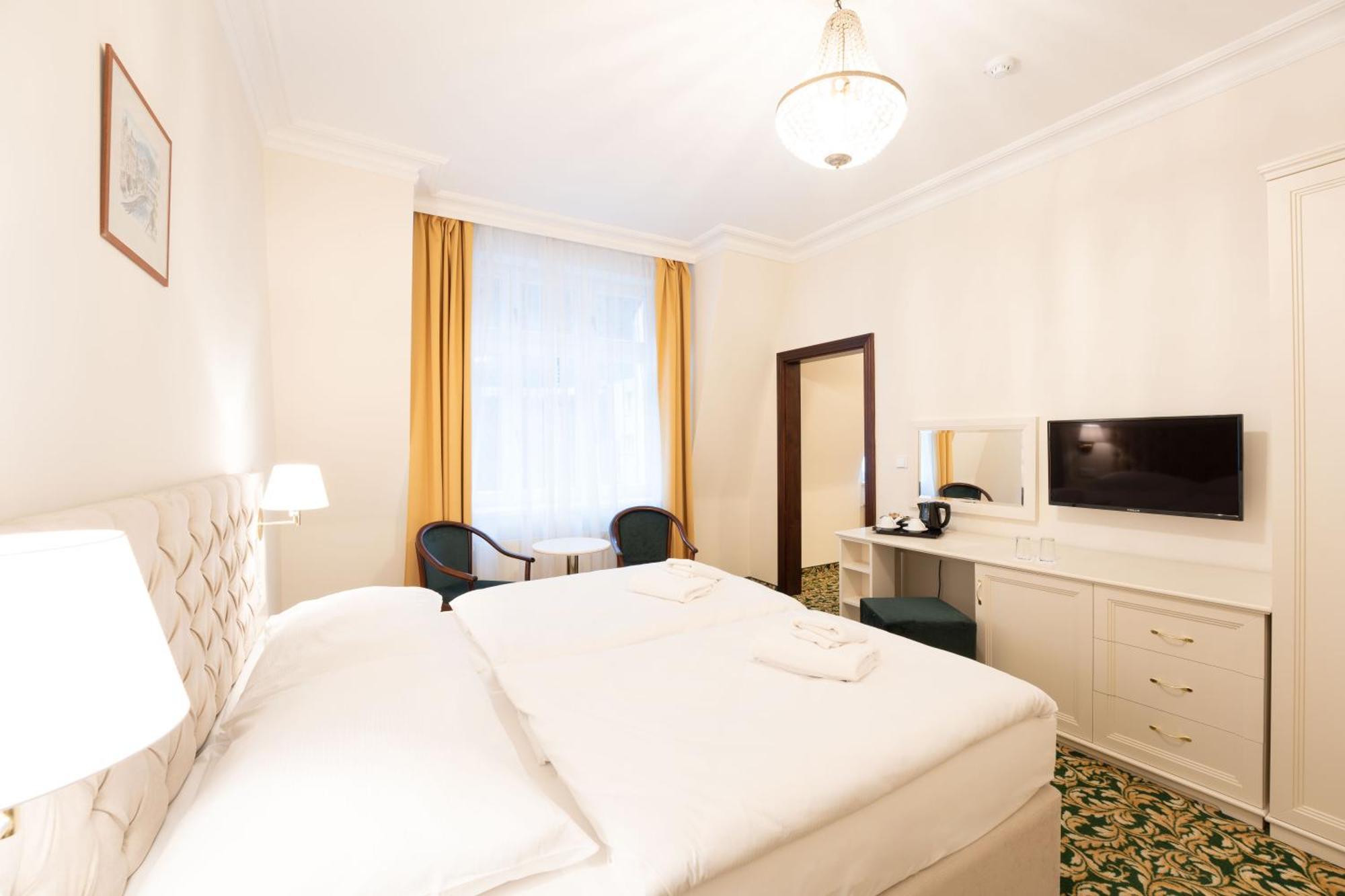 Ea Hotel Elefant Karlsbad Eksteriør billede