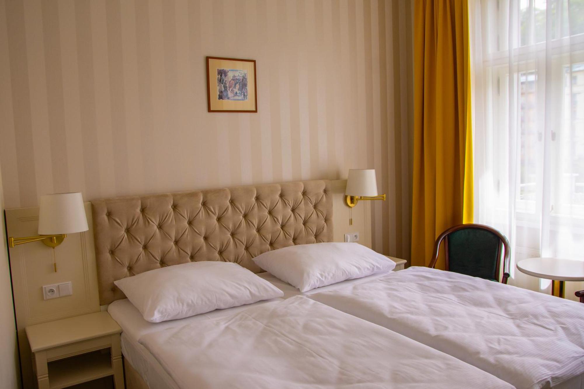 Ea Hotel Elefant Karlsbad Eksteriør billede