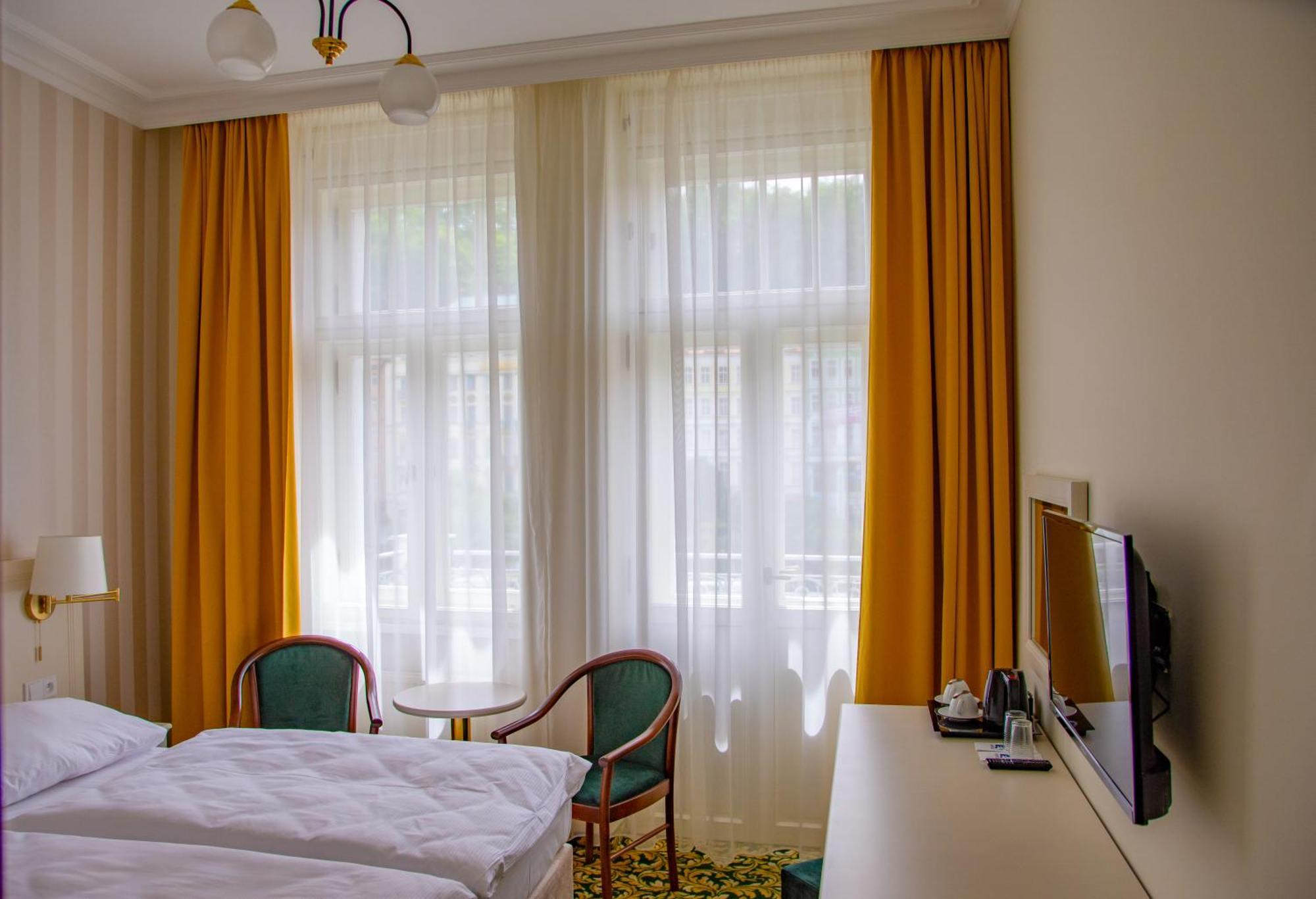 Ea Hotel Elefant Karlsbad Eksteriør billede